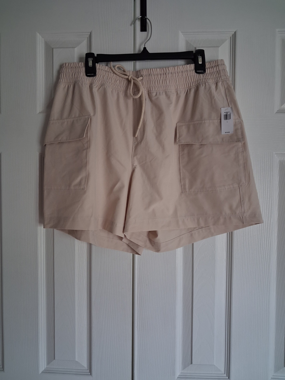 Old NAVY STRETCHTECH Cargo Shorts - Cream